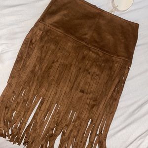 Kimika fringe skirt nwt